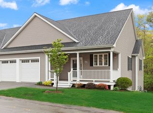 408 Village Ln #408, Bellingham, MA 02019