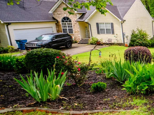 1442 Elliotts Ln, Auburn, GA 30011