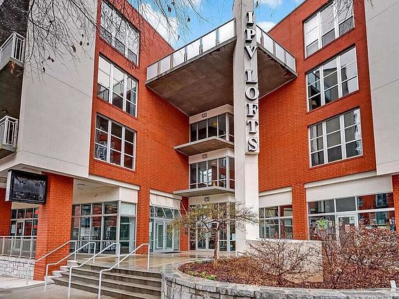 2nd image of 245 N Highland Ave NE APT 314