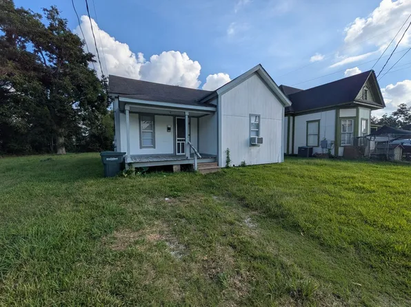 1130 Elgie St, Beaumont, TX 77705