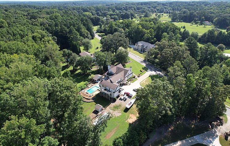 1st image of 2221 Acworth Due West Rd NW