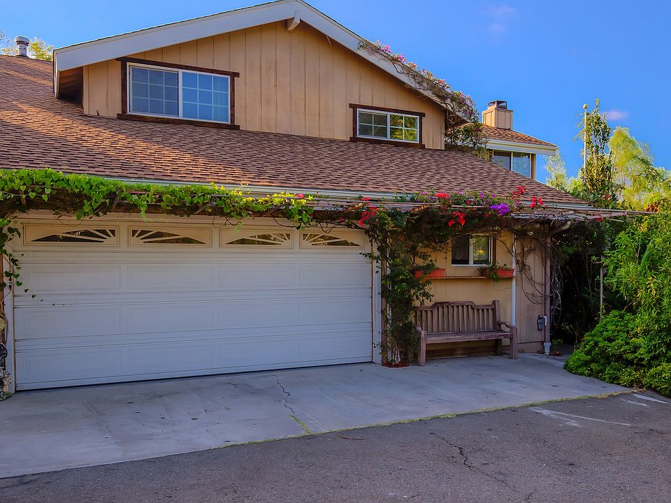 1st image of 2817 Oleander Ave