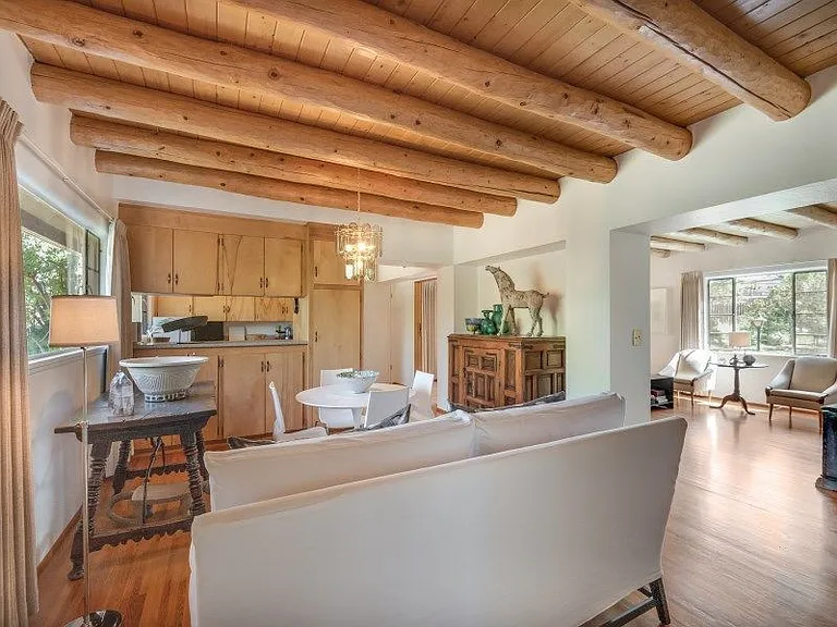 126 Mateo Circle North — Photo 4