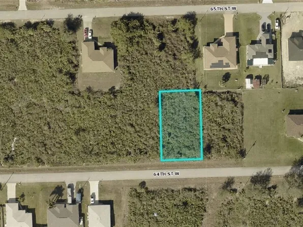 2706 64th St W, Lehigh Acres, FL 33971
