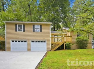 546 Candlewick Ln NW, Lilburn, GA 30047