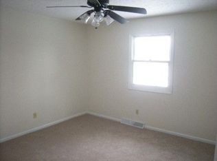 2362 Kimberley Dr NW, Dover, OH 44622