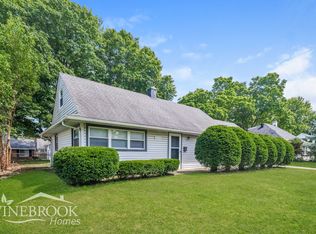 3806 Longridge Dr, Dayton, OH 45429