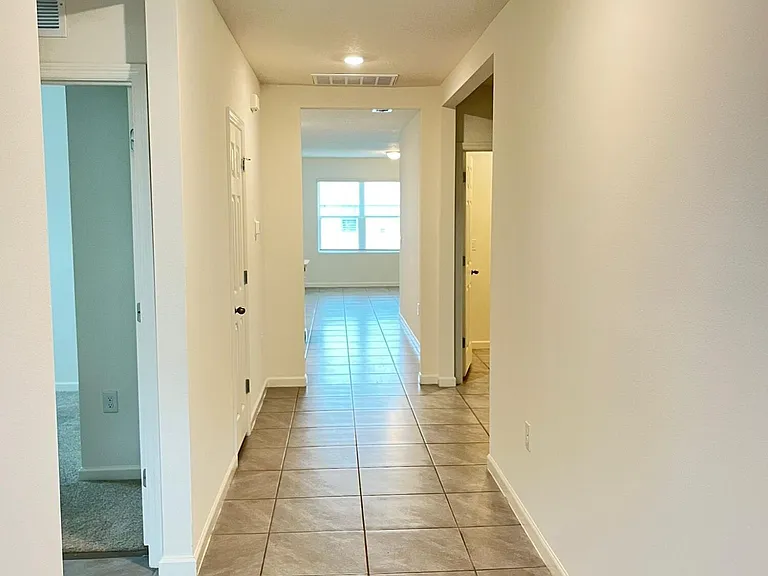 1570 San Filippo Dr SE — Photo 13