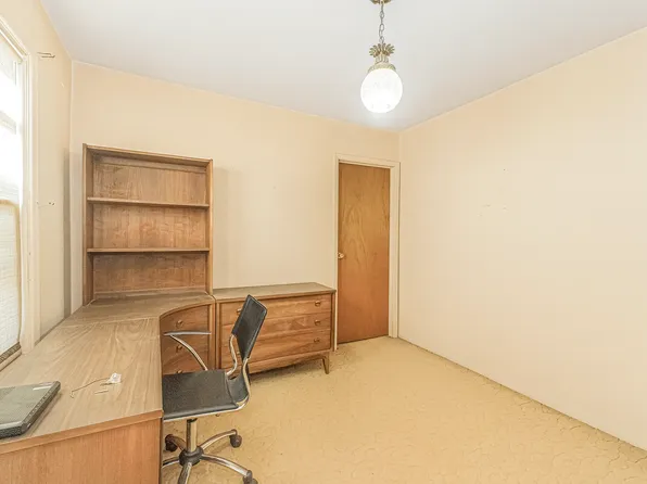 2215 West 6th Street image 11 of 28