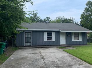 7319 Mountbatten Rd, Houston, TX 77033