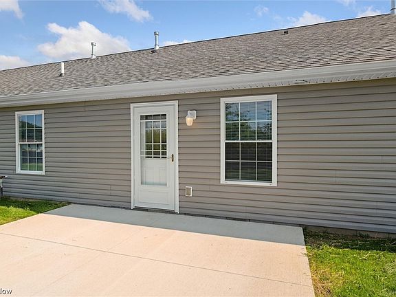 5th image of 1840 Alexander Dr #1102