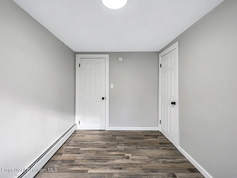 333 Oak St #1/2 — Photo 9