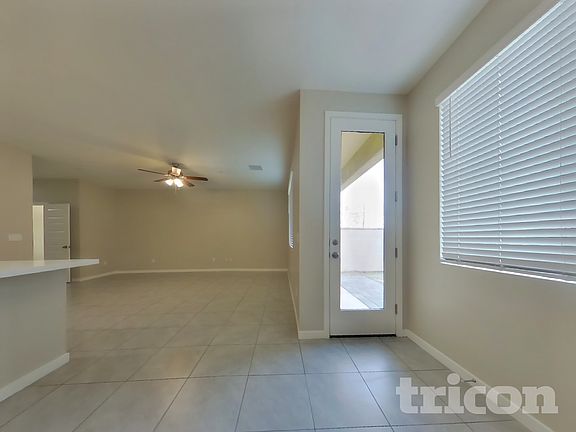 3rd image of 1314 N Parkcrest