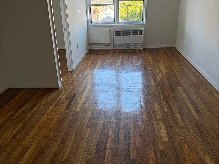 2035 E 16th St #4G — Photo 1