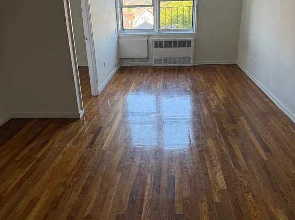 2035 East 16th Street image 1 of 4