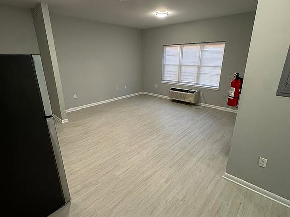 5th image of 39 16th Ave #304-304-409