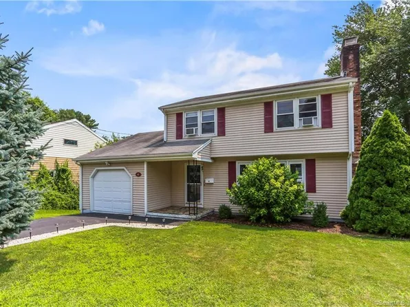 47 Old Stratfield Road, Fairfield, CT 06825