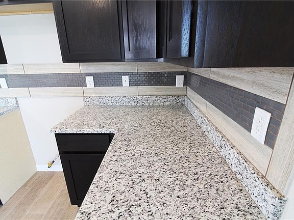 5th image of 7751 Enchanted View Dr