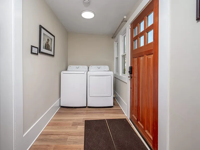 Laundry Room Cabinet