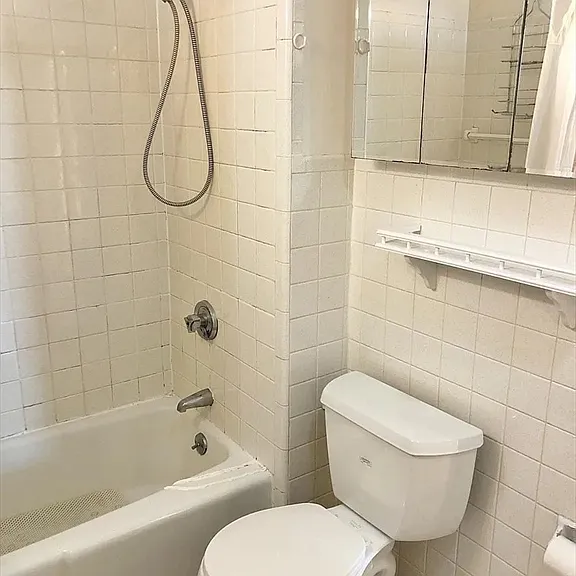 308 Belmont St #2 — Photo 12