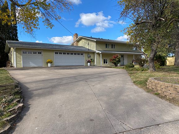 2nd image of 1628 McKusick Ln