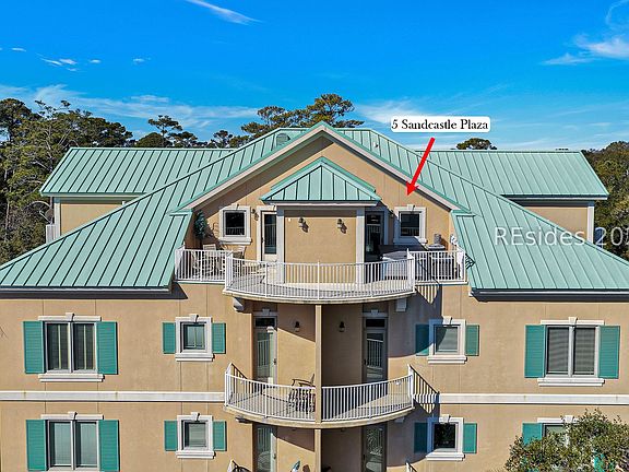 3rd image of 22 Folly Field Rd #5