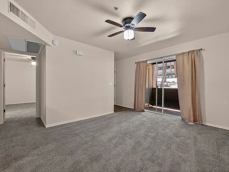 1385 W University Ave #11-186 — Photo 1