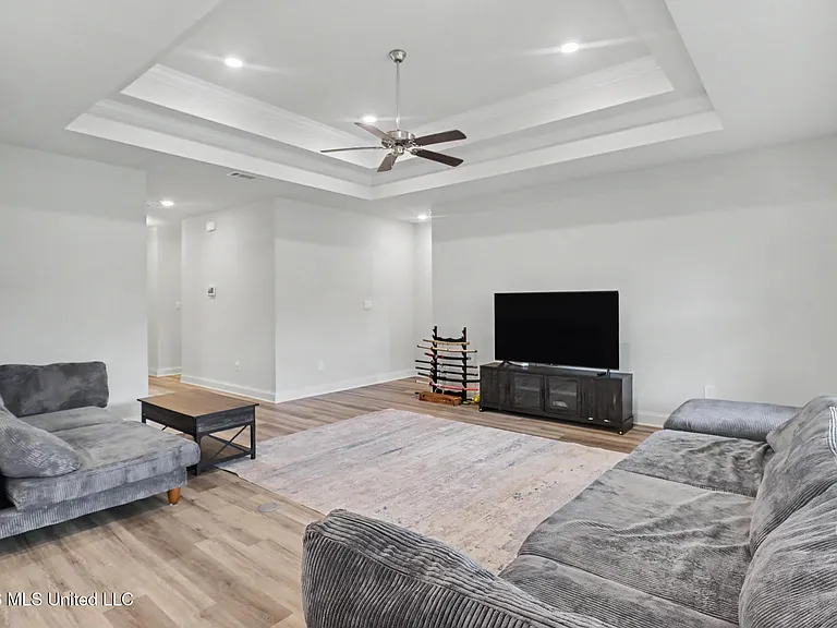 4981 Fern Dr — Photo 5