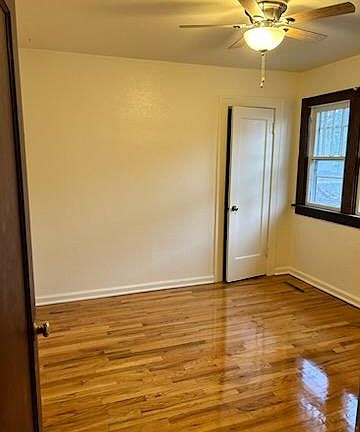 Master bedroom with small walking closet