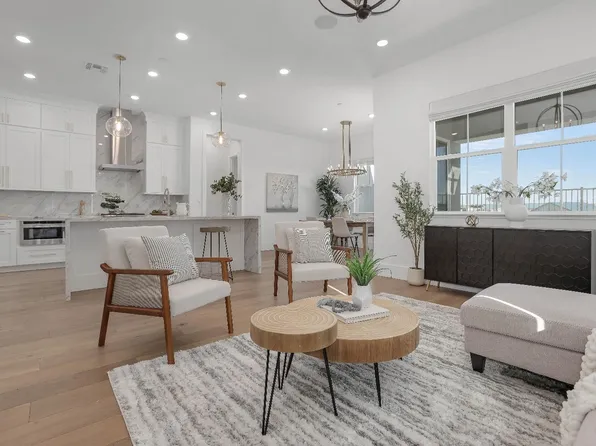 833 Clementine Dr, Rocklin, CA 95765