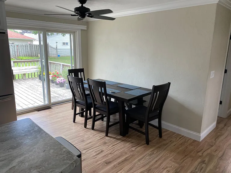 618 S Schaefer St — Photo 11