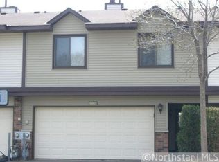 8803 N Maplebrook Ct, Minneapolis, MN 55445