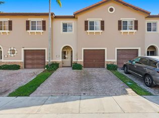 8914 SW 222nd Ter, Cutler Bay, FL 33190