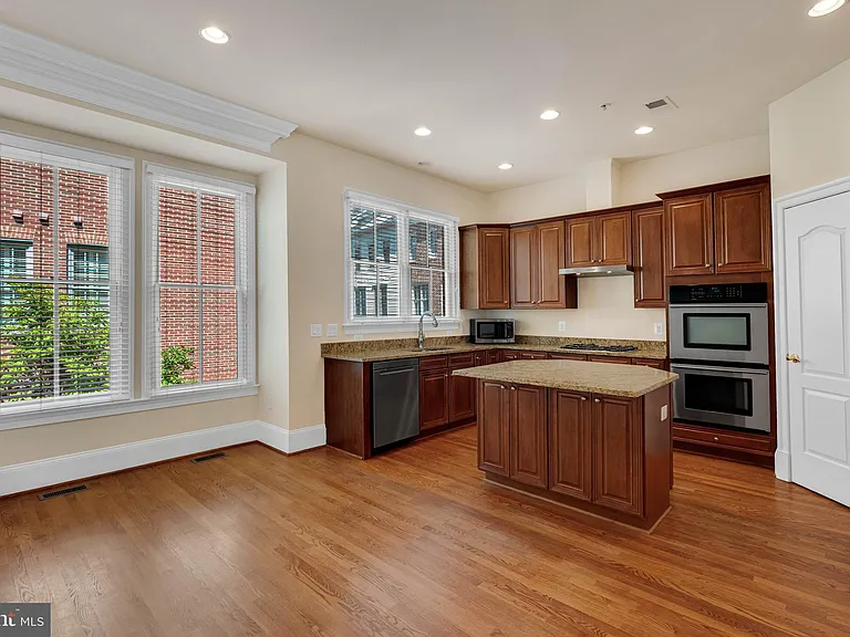 1730 Carpenter Rd — Photo 22
