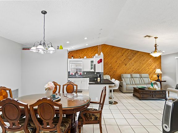 4th image of 8620 NW 48th Street