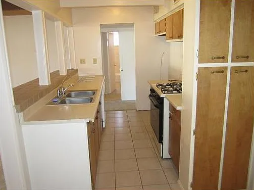 3345 Tropicana Dr — Photo 4