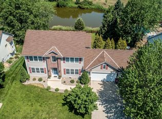 6897 Cambridge Rd, Shakopee, MN 55379