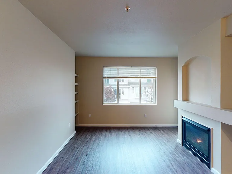 The Hawthorne Apartments — Photo 57
