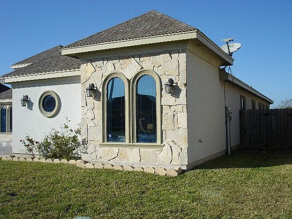 5th image of 107 Alvarez Ct