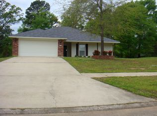 9246 Blue Spruce Dr, Shreveport, LA 71118