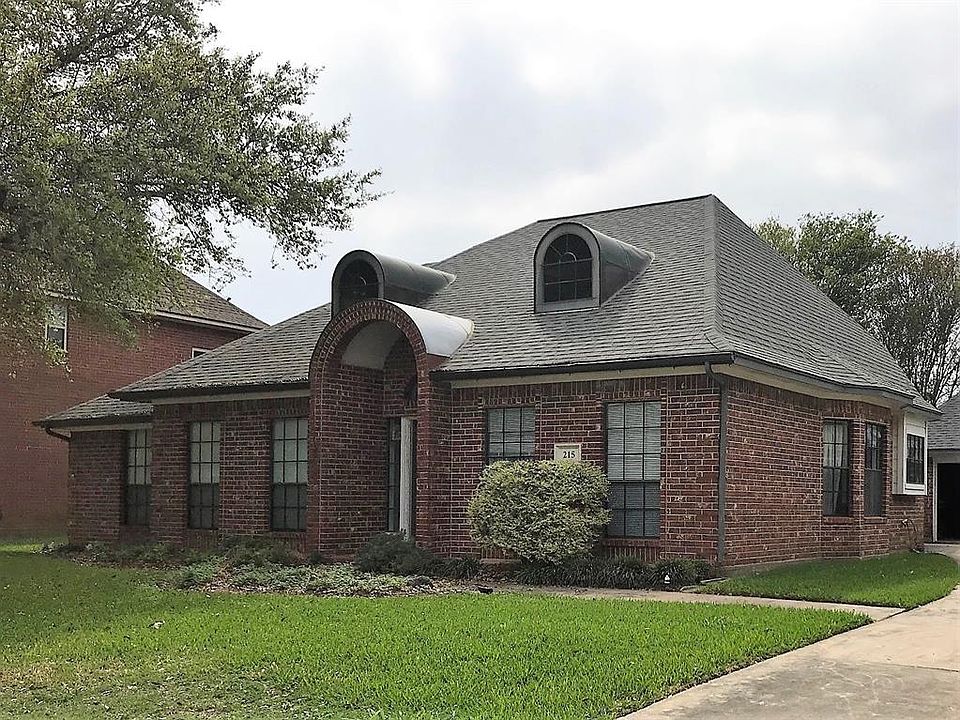 2nd image of 215 Peppermint Dr