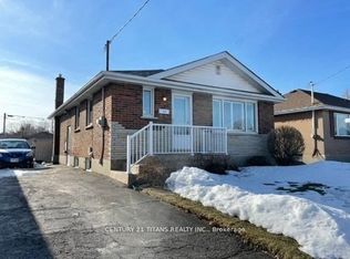 374 Highland Ave W, Oshawa, ON L1H 6B3