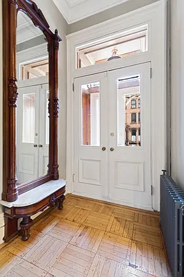 Sold by Engel and Völkers Brownstone Brooklyn | media 8