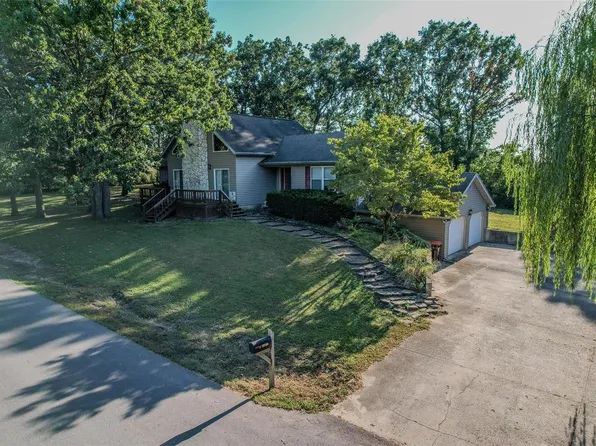 26929 Gene Dr, Lebanon, MO 65536