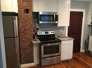 19 Wesley St, Newport, RI 02840