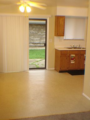 3rd image of 5517 Fisher Dr