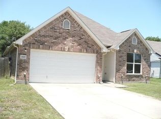 2645 Harvest Moon Dr, Fort Worth, TX 76123