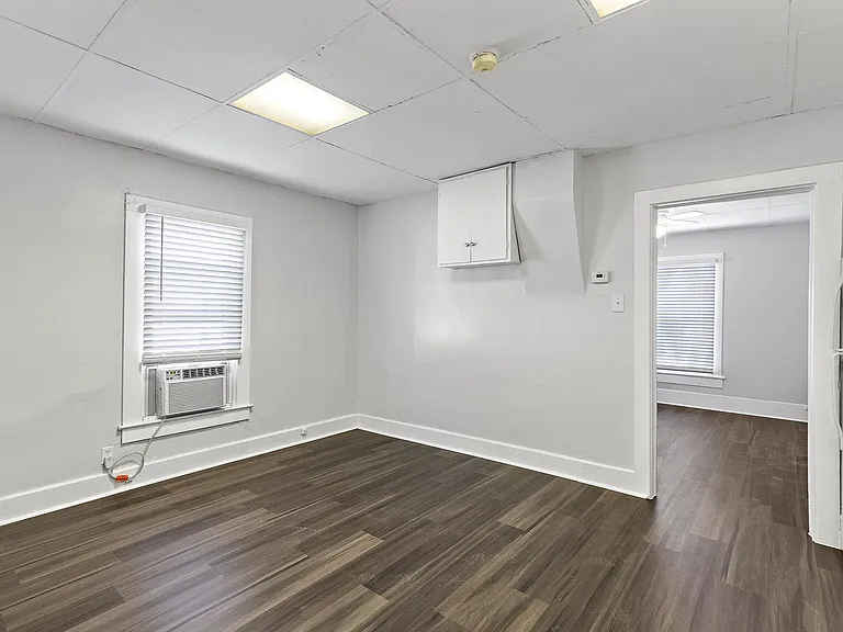 20 E 10th Ave #B — Photo 22
