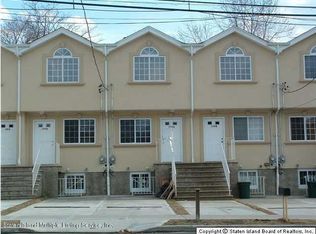 110 Broad St #A, Staten Island, NY 10304