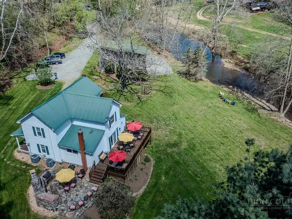 8652 NC Highway 16, Grassy Creek, NC 29631